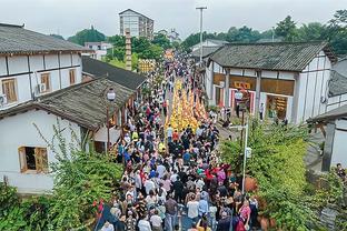 劳尔社媒留言祝福C罗：生日快乐，克里斯